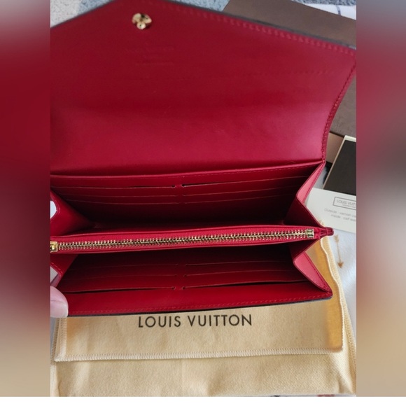 Louis Vuitton Long Wallet - Picture 2 of 13